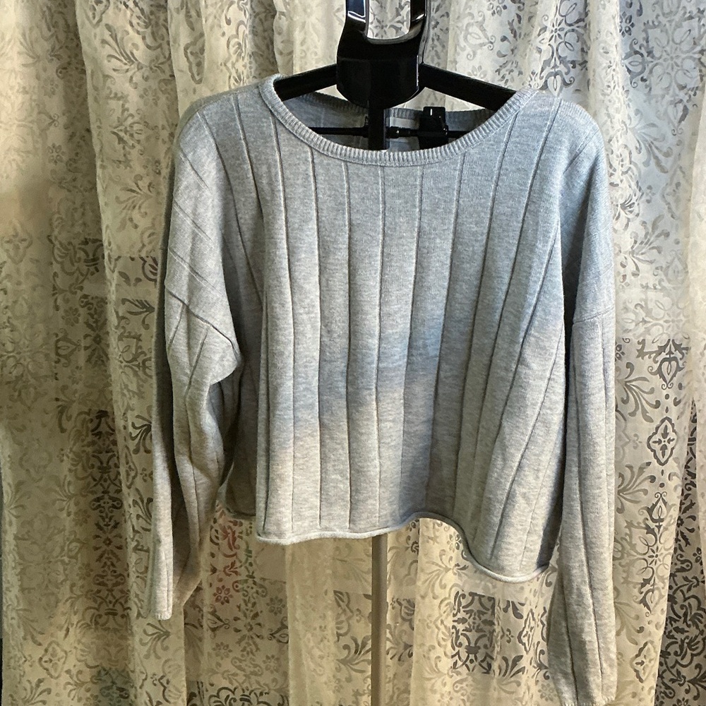 🟣 No Boundaries Gray Ribbed Cropped Sweatshirt